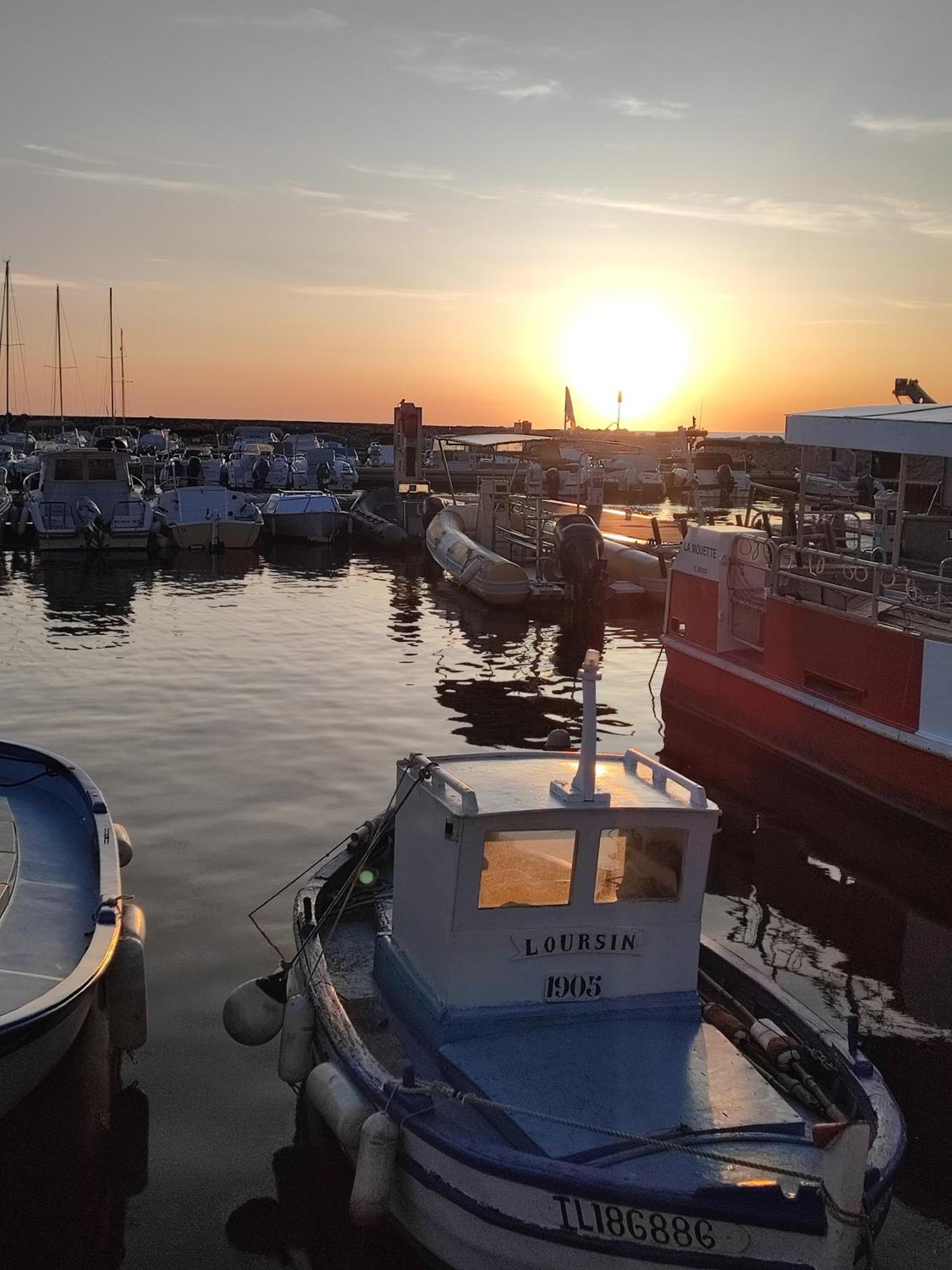 A Pieds Nus Jusqu'A La Mer Six-Fours-les-Plages Exterior photo